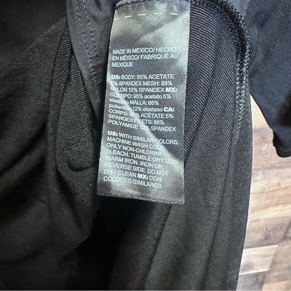 Chicos travelers skinny black cold shoulder to size 1 - Picture 4 of 8